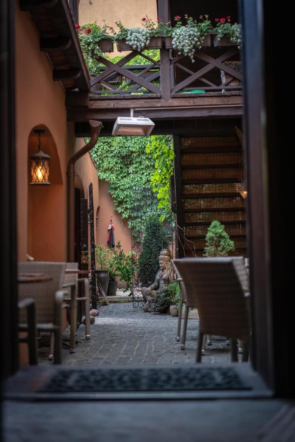 مبيت وإفطار فيلنيوس Mai Ram Yoga House المظهر الخارجي الصورة